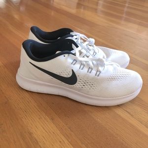 Women’s Nike free run
